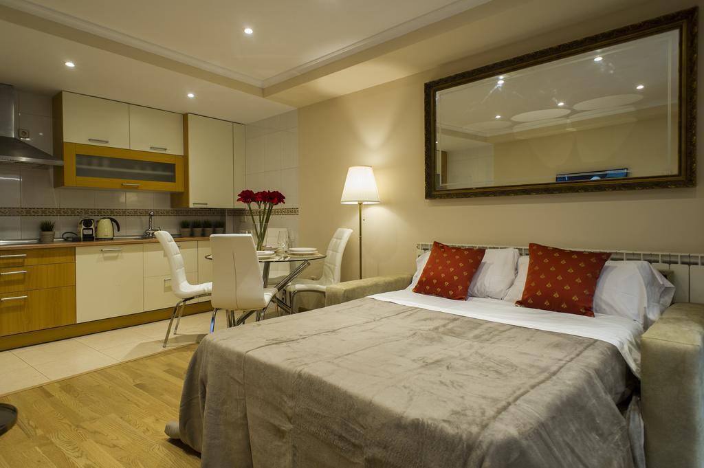 Rent Apartments Salamanca Cervantes 47 Bagian luar foto