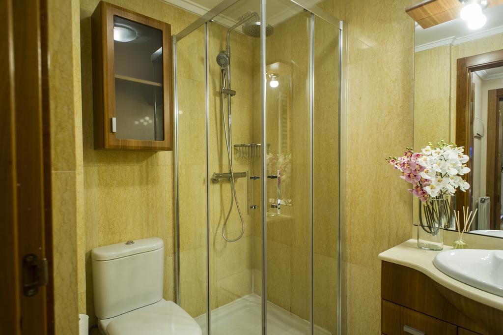 Rent Apartments Salamanca Cervantes 47 Bagian luar foto
