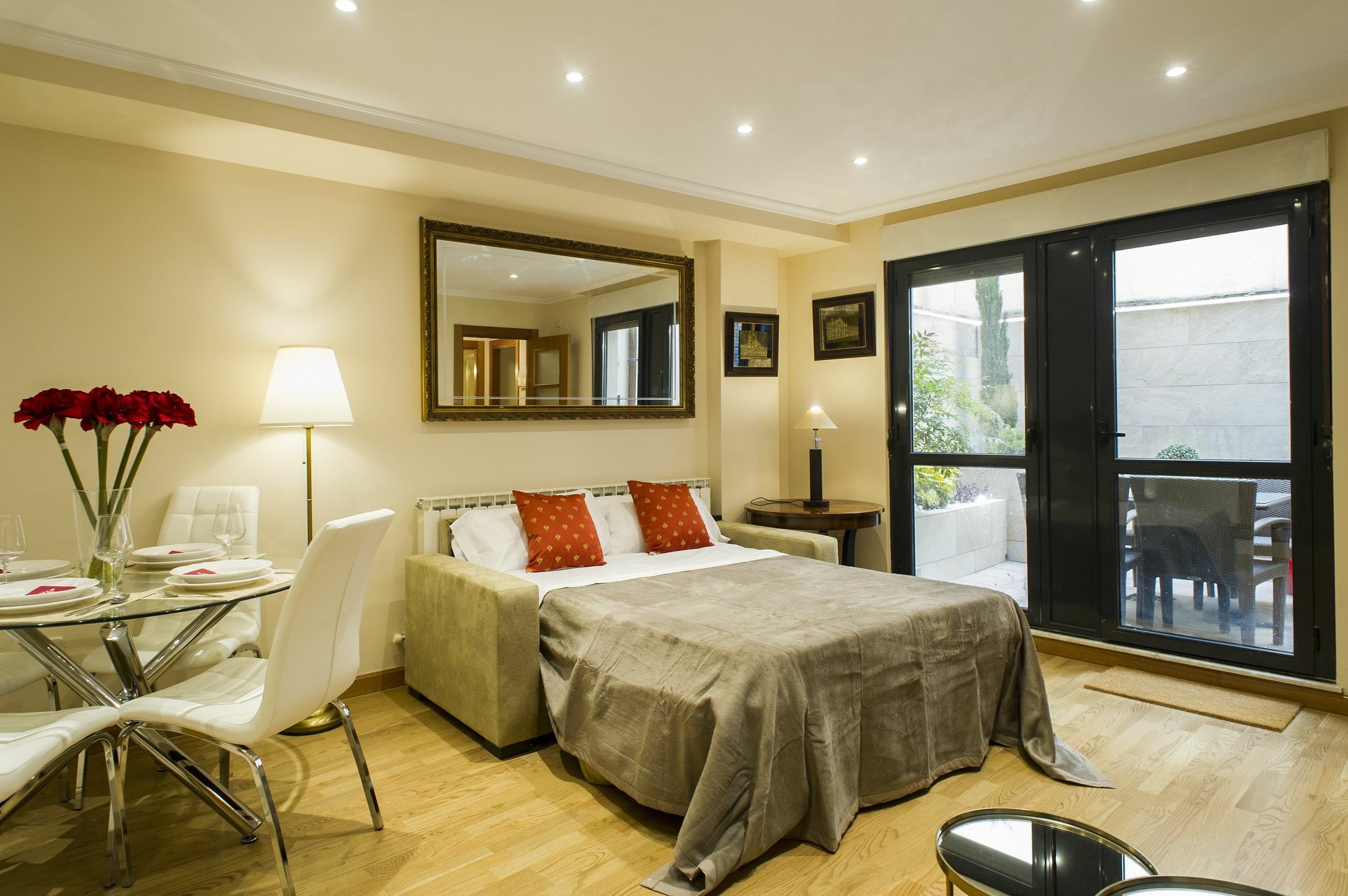 Rent Apartments Salamanca Cervantes 47 Bagian luar foto